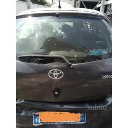 Toyota Yaris per ricambi