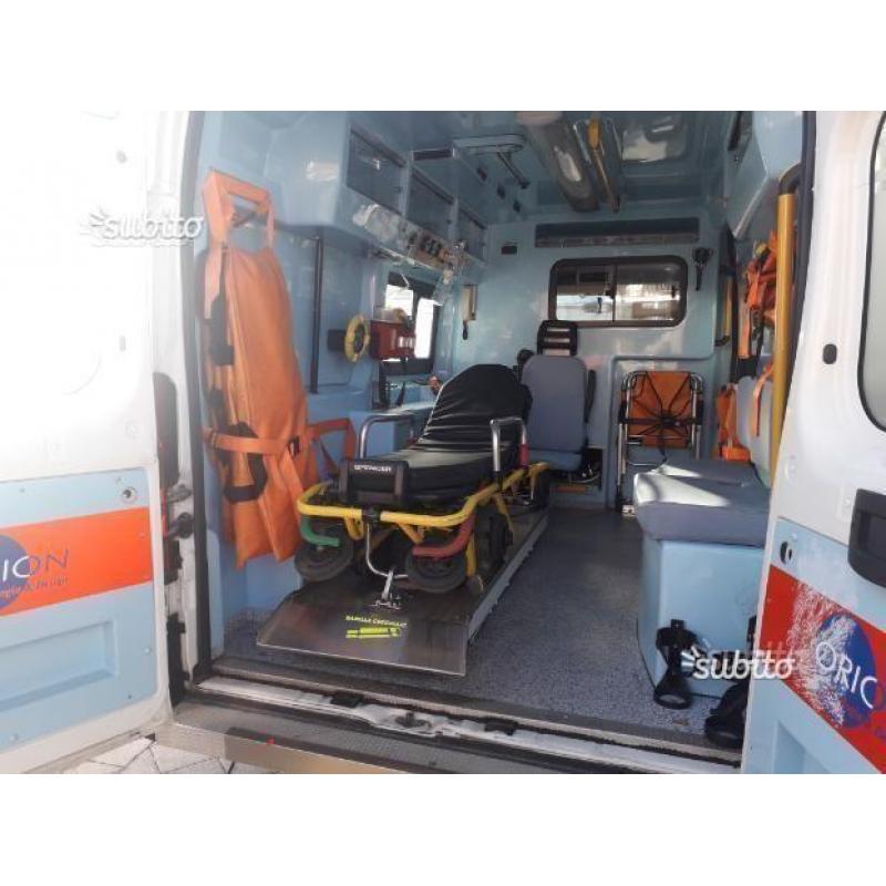 AmbulanzaORION diesel anno 2010 super accessoriata